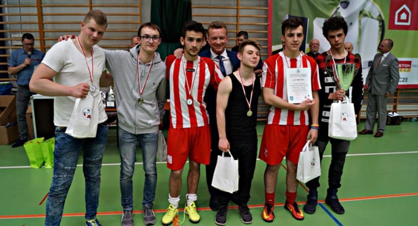 Zawody piłkarskie liturgicznej służby ołtarza diecezji łowickiej