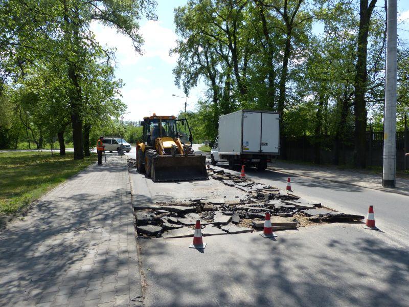 Trwa remont nakładki na Chełmońskiego