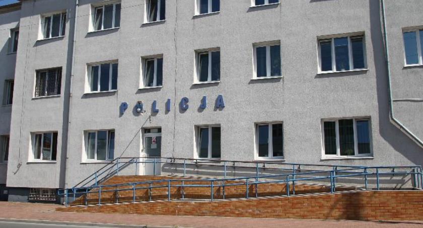 Pijany Niemiec spowodował kolizję na A2, nietrzeźwy motorowerzysta wjechał do rowu