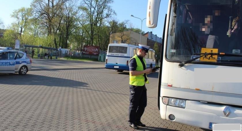 Punkt kontroli autobusów w Łowiczu 