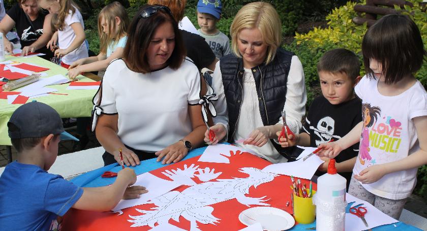 Piknik patriotyczny w łowickiej „Stokrotce”