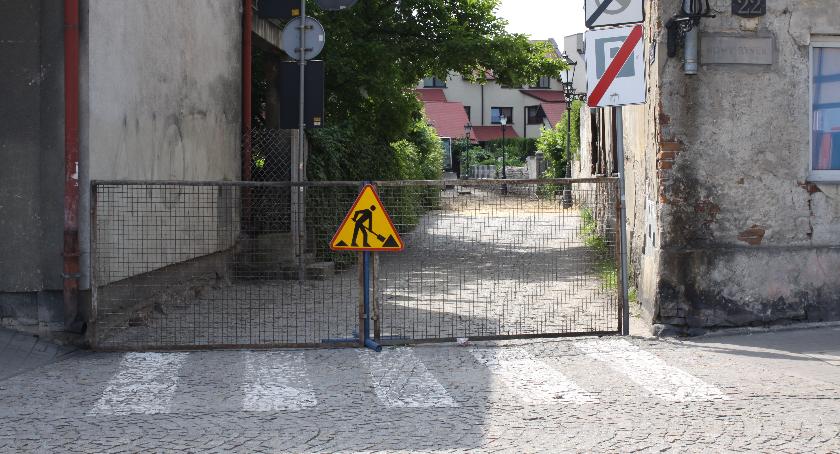 Utrudnienia na Wąskiej. Ulica zamknięta dla ruchu