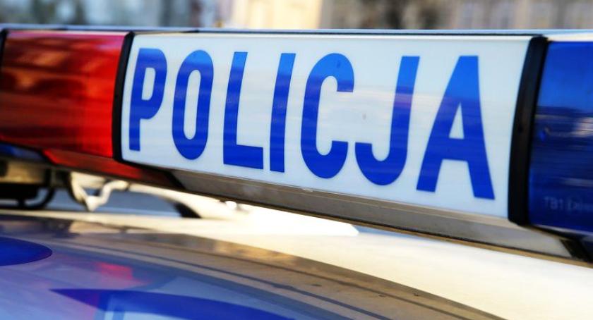 Okolice Łowicza: spowodował kolizję i uciekł. Był pijany