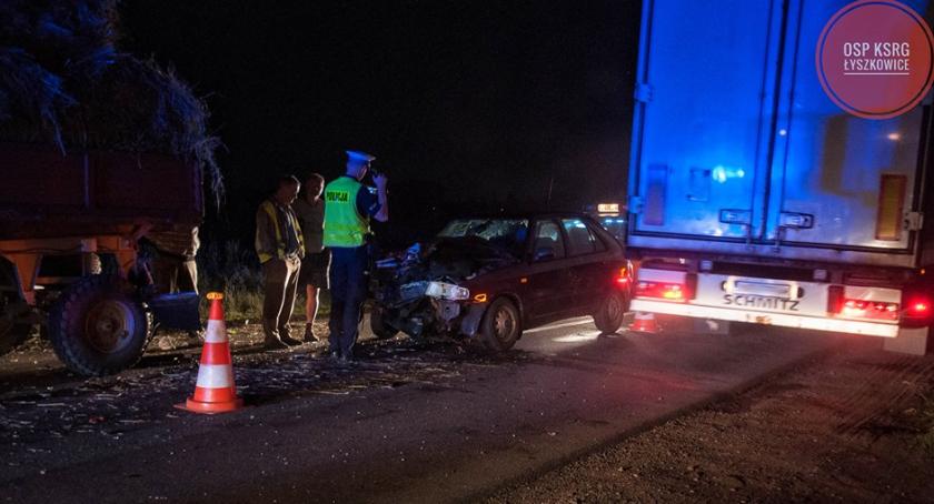 Dwa zdarzenia na A2 i wypadek na DW 703