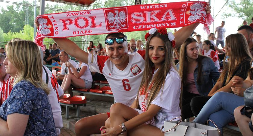 Łowiczanie w miejskiej strefie kibica na meczu Polska – Senegal (ZDJĘCIA, VIDEO)