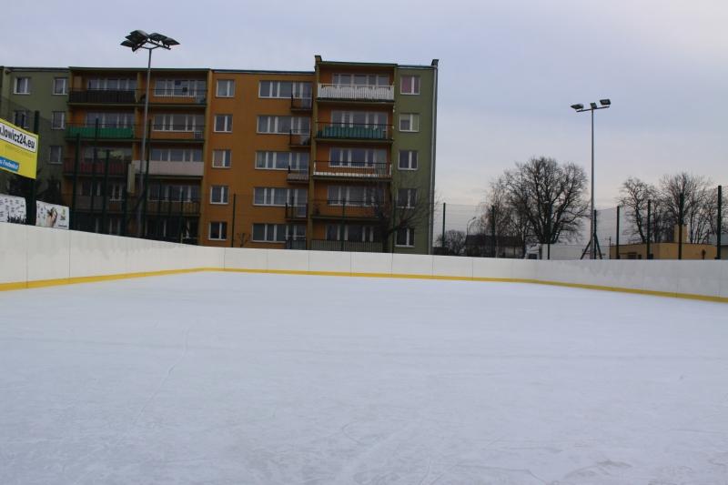 Orlik czeka na amatorów jazdy na łyżwach