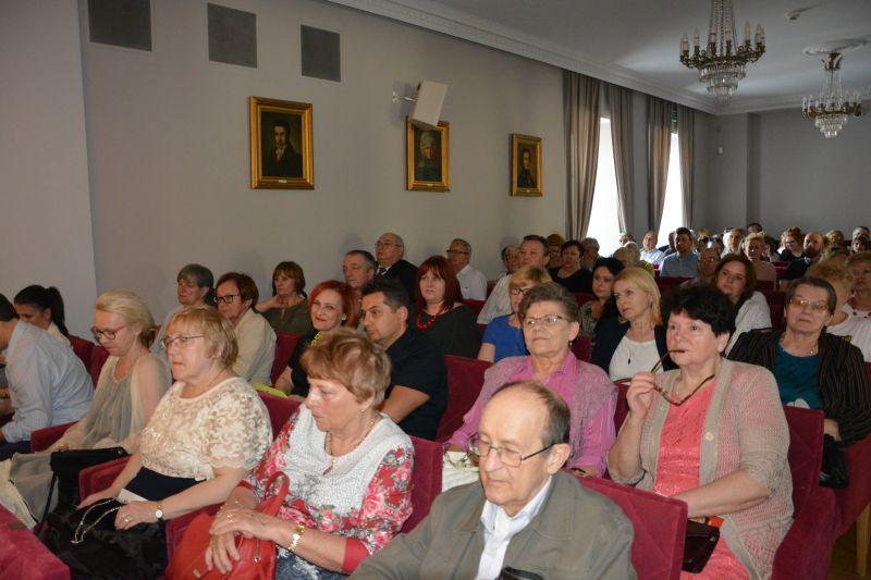 Listy miłosne w takt muzyki Chopina