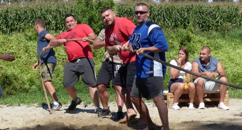 Team z Bratkowic najlepszy w przeciąganiu liny [ZDJĘCIA, WIDEO]
