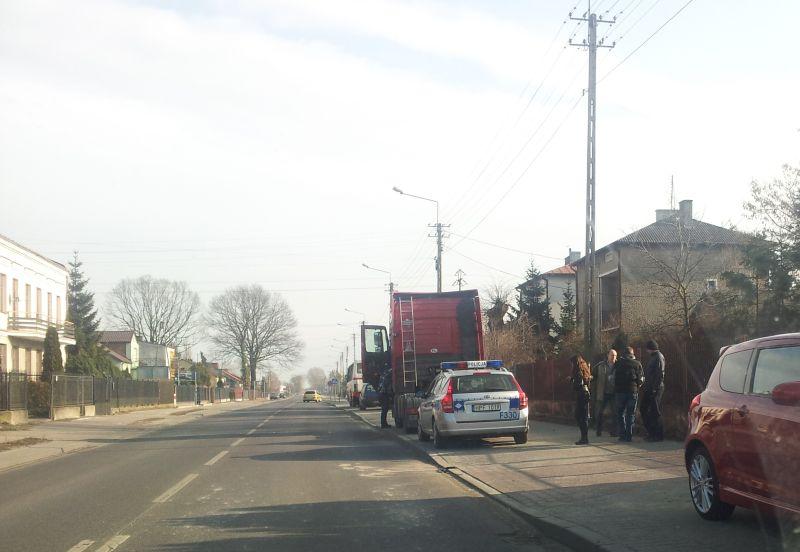 Zderzenie trzech aut na Bolimowskiej