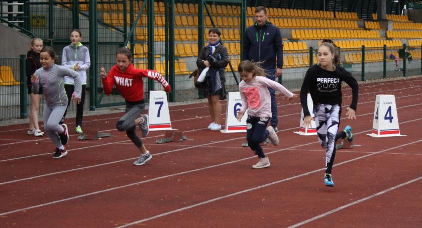 Wystartowały miejskie eliminacje Czwartków lekkoatletycznych w Łowiczu