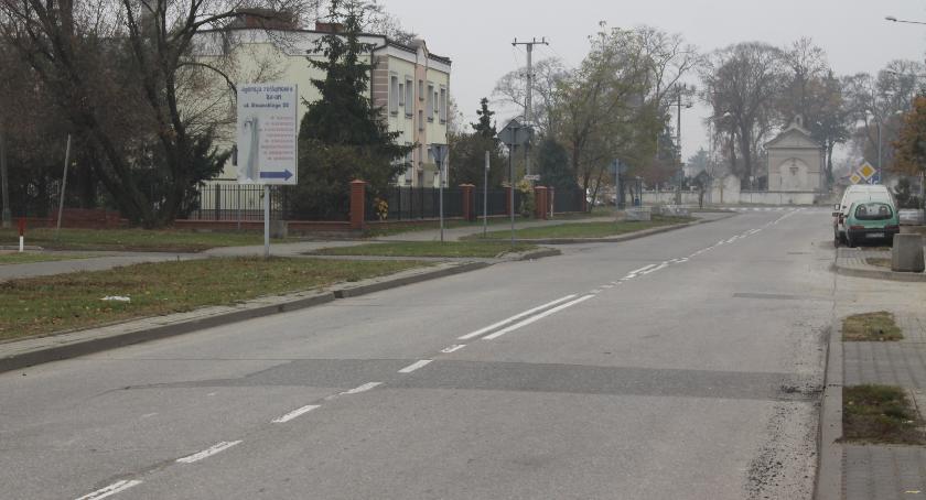 Miasto z dotacją na budowę ścieżki pieszo-rowerowej i przebudowę ul. Topolowej