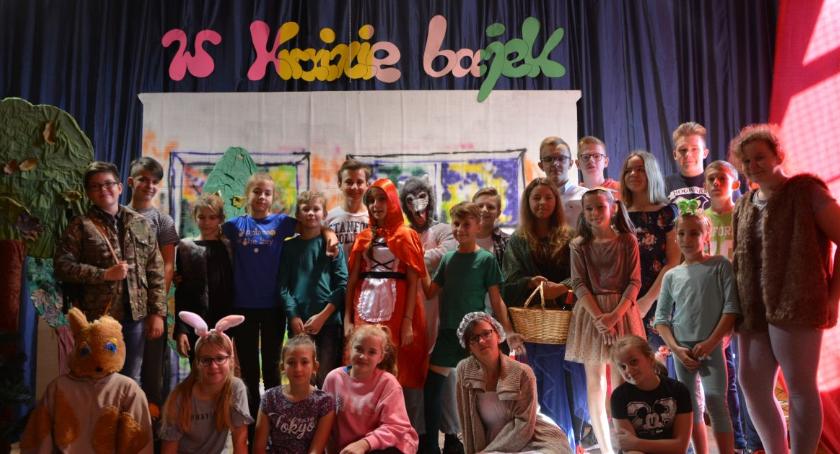 Międzynarodowy Miesiąc Bibliotek Szkolnych w Dwójce