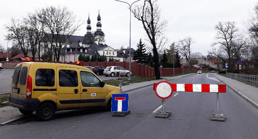 Awaria na Starorzeczu, ulica wyłączona z ruchu