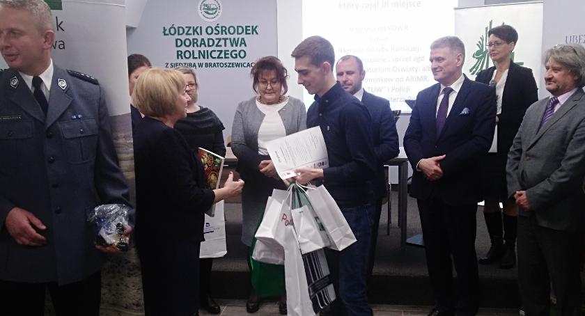 Sukces ucznia ze Zduńskiej Dąbrowy w Konkursie wiedzy o bezpieczeństwie pracy w rolnictwie