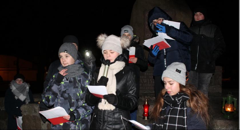 Uczniowie z SP nr 7 przypomnieli wydarzenia sprzed 188 lat (ZDJĘCIA,VIDEO)