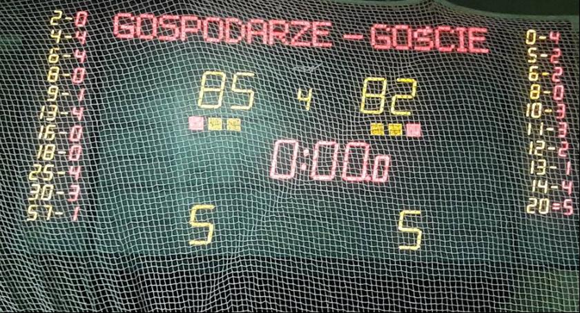 Księżak Syntex pnie się do góry! 