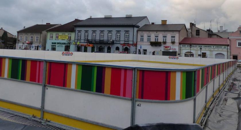 Otwarcie lodowiska w Łowiczu pod dużym znakiem zapytania