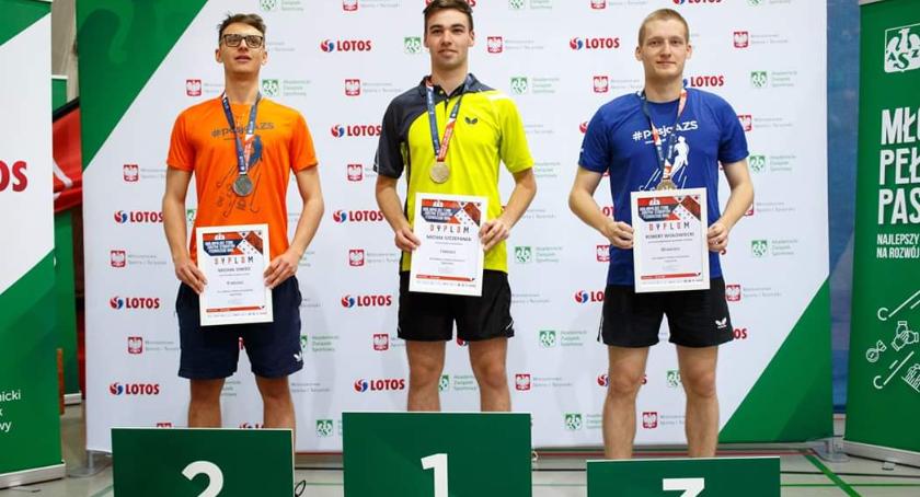 Michał Szczepanek najlepszym tenisistą stołowym studentów I roku