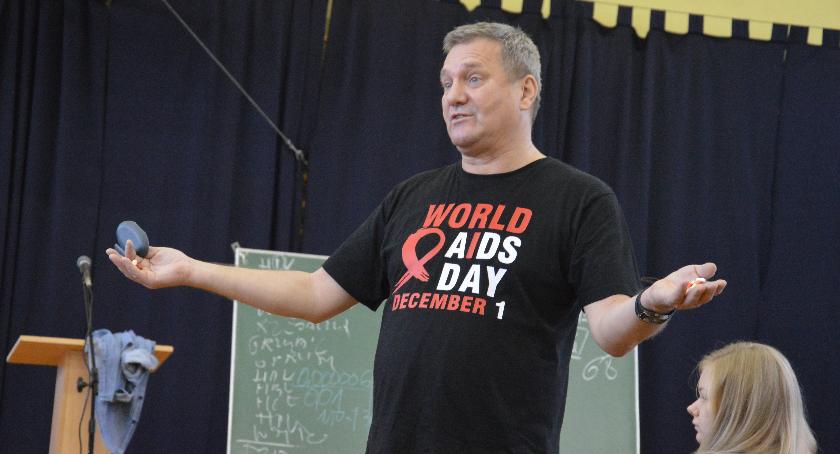 „Bądź bezpieczny w dobie HIV/AIDS” 