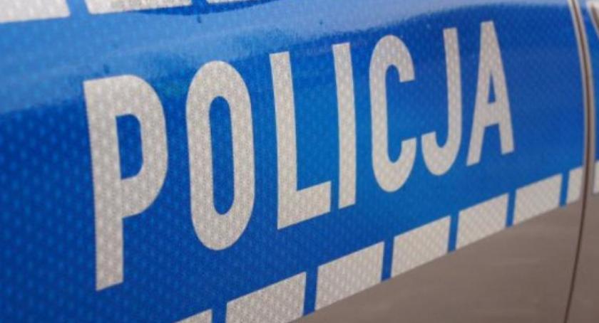 Policjanci interweniowali przy dwóch zdarzeniach drogowych