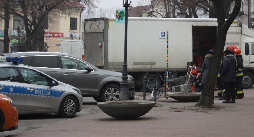 Audi skasowało parkomat na Nowym Rynku w Łowiczu