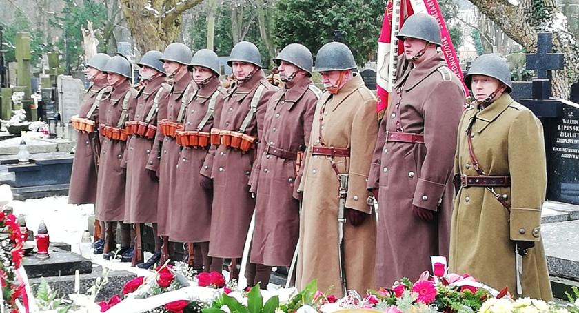 „Dziesiątacy” pożegnali mjr Wandę Broszkowską-Piklikiewicz