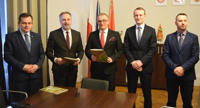 Program „Czyste Powietrze” w Łowiczu. Otwarto punkt konsultacyjny