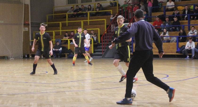 Łowicka Liga Futsalu: znamy półfinalistów rozgrywek o Puchar Ligi