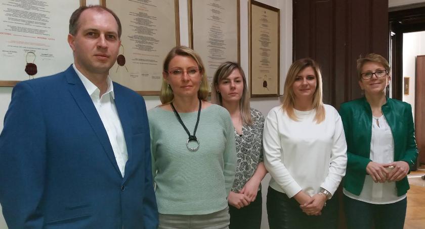 I LO w Łowiczu nawiązało współpracę z Uniwersytetem Medycznym w Łodzi