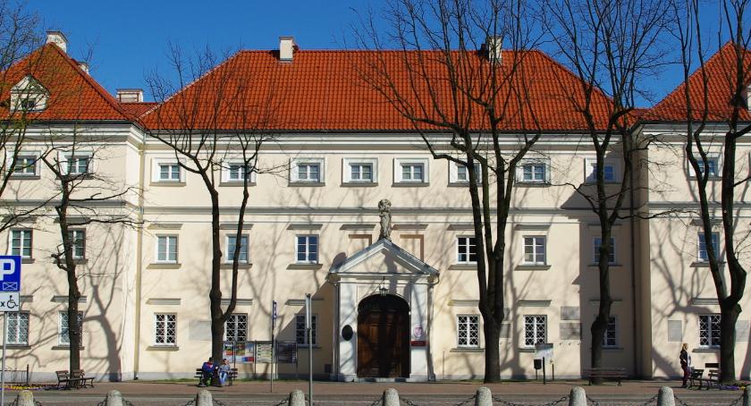 Muzeum w Łowiczu z dofinansowaniem na Triennale wycinanki ludowej 