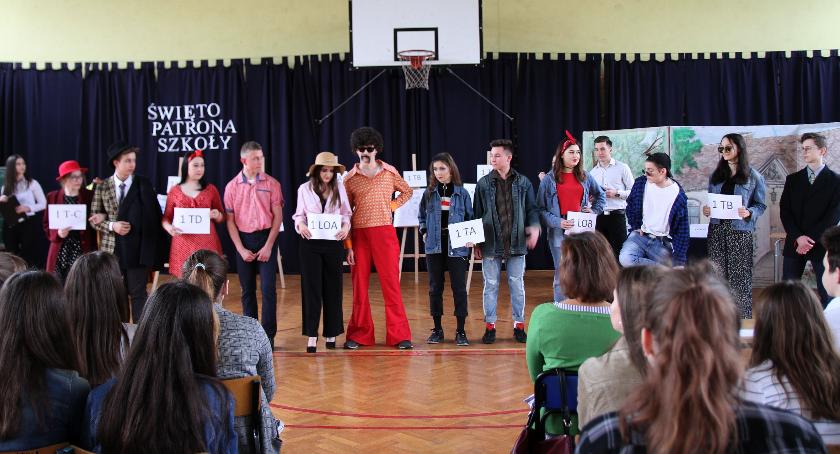Święto patrona w ZSP nr 4 w Łowiczu (ZDJĘCIA)