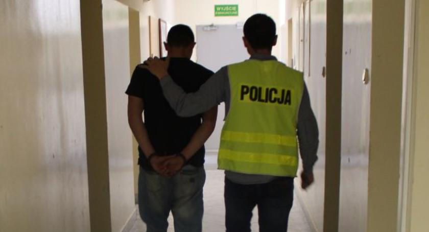 Krewki 24-latek podejrzany o pobicie kompana od kieliszka 
