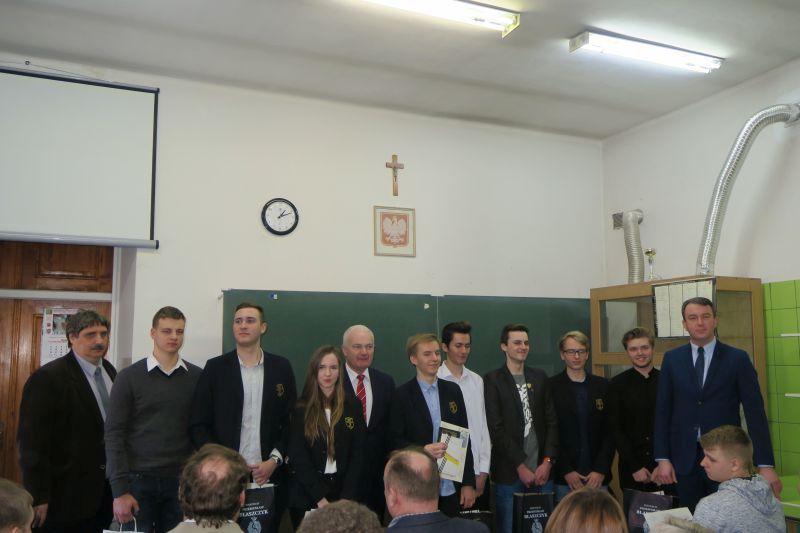 Uczniowie PLOKP zdominowali podium w konkursie historycznym