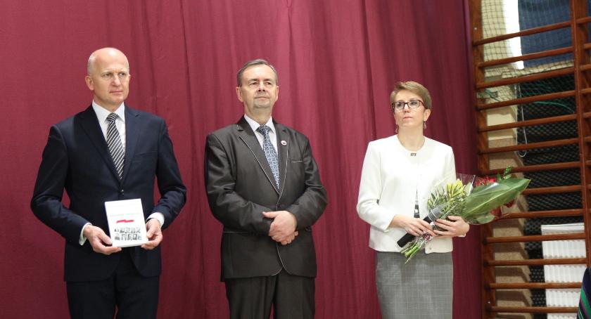 Delegacje najstarszych polskich szkół zjechały do Łowicza (ZDJĘCIA)