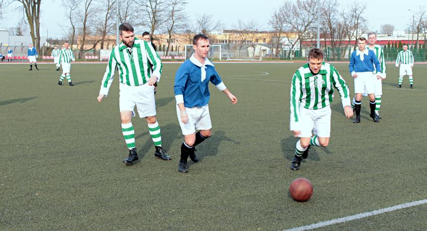 Pierwszy mecz Retro Ligi za nami. Dziesiątacy zremisowali z Lechią Lwów 1:1 (ZDJĘCIA)