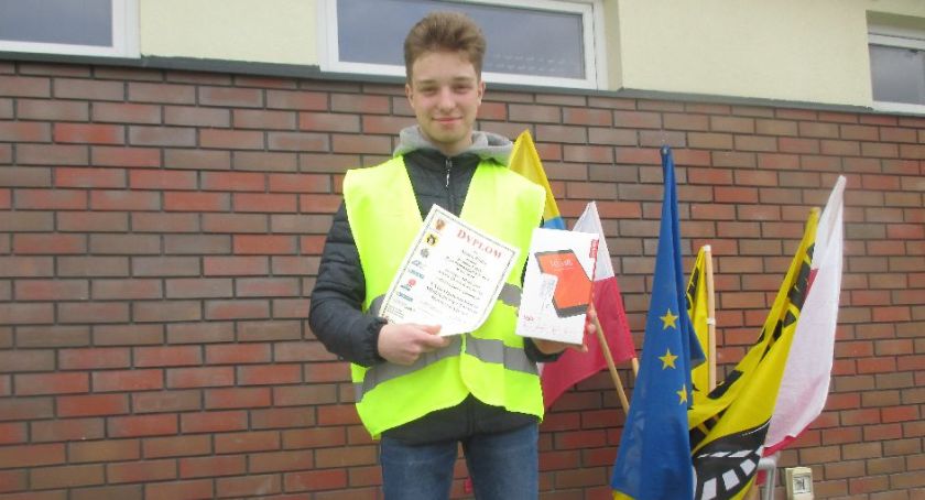 Uczeń ZSP nr 1 w Łowiczu trzeci w etapie rejonowym turnieju motoryzacyjnego