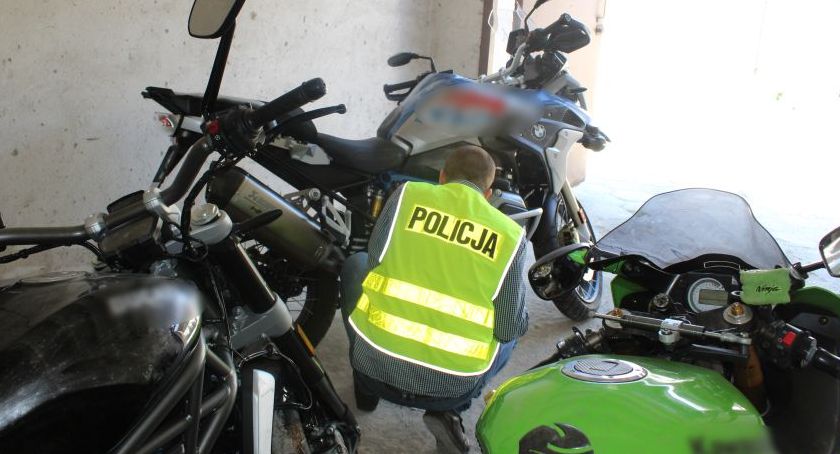 Łowiccy policjanci odzyskali motocykle skradzione na Bratkowicach 