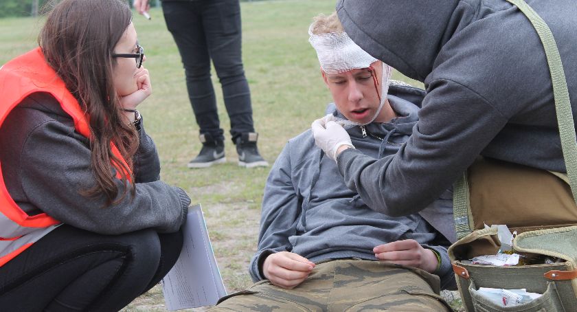 Mistrzostwa Pierwszej Pomocy PCK w Łowiczu (ZDJĘCIA, WIDEO)