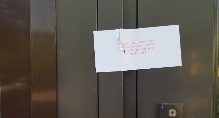 Matura 2019. Nocne patrole policji po alarmach bombowych w szkołach