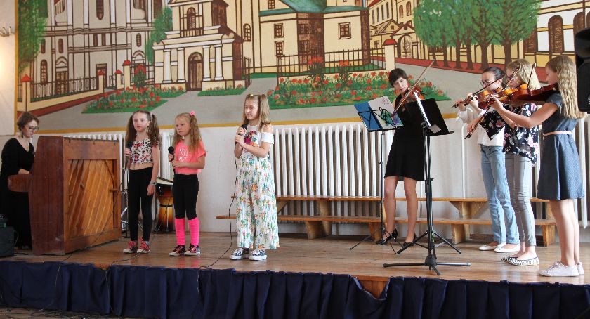 Koncert uczniów Studia Artystycznego STAR w Łowiczu (ZDJĘCIA, VIDEO)