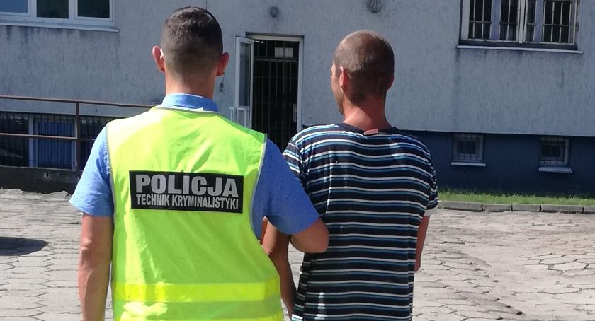 Łowickie: 35-latek okradł swoich dziadków. Zabrał pieniądze... i butelkę wódki