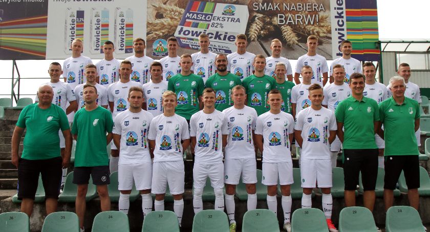 Kadra KS Pelikan Łowicz na rundę jesienną sezonu 2019/2020 (ZDJĘCIE)