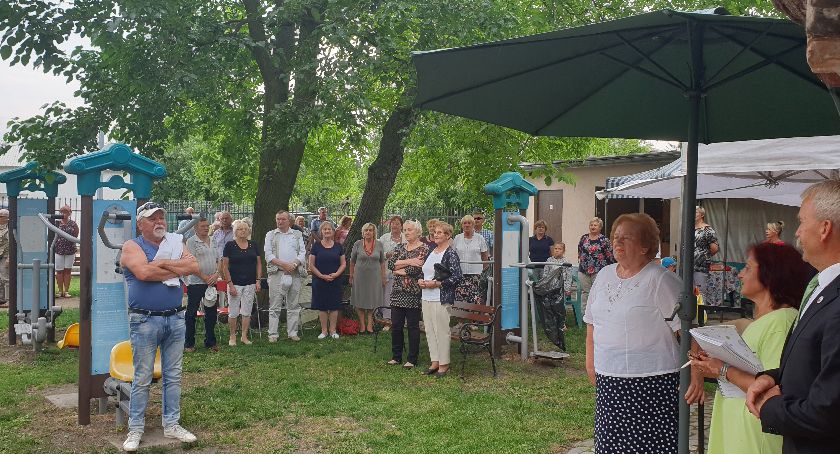 Dzień Sąsiada przy baszcie gen. Klickiego w Łowiczu 