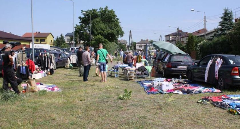 Wyprzedaże garażowe na łowickich Górkach przechodzą do historii