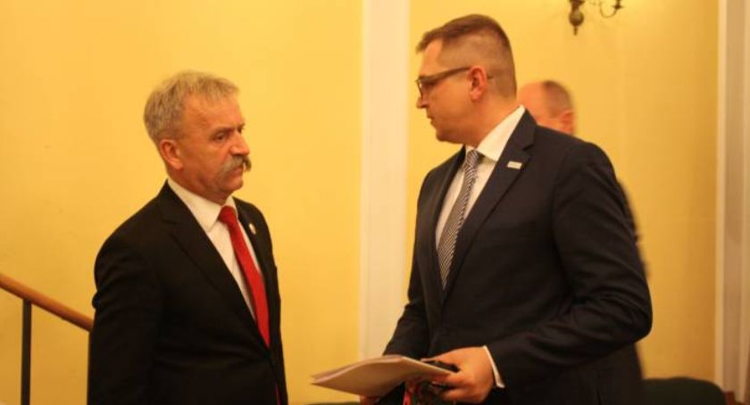 Mariusz Siewiera rezygnuje z funkcji wiceburmistrza Łowicza. Łowickie.pl wychodzi z koalicji rządzącej