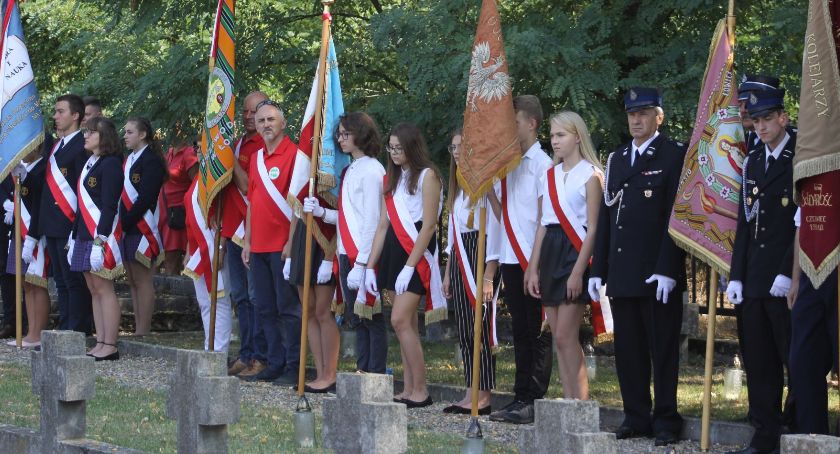 Łowicz: miejskie obchody 80. rocznicy wybuchu II wojny światowej (DUŻO ZDJĘĆ)