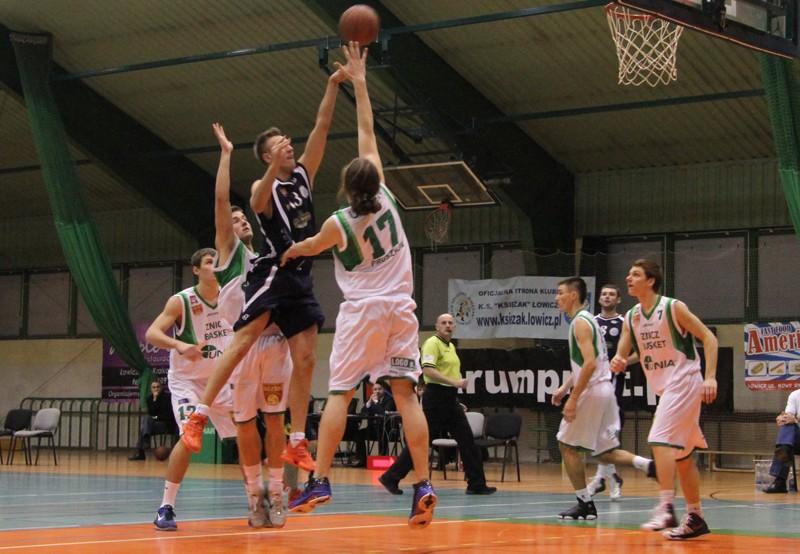 KS Księżak Łowicz w III rundzie Intermarche Basket Cup