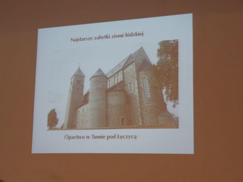Młodzież wysłuchała prelekcji o chrzcie Polski