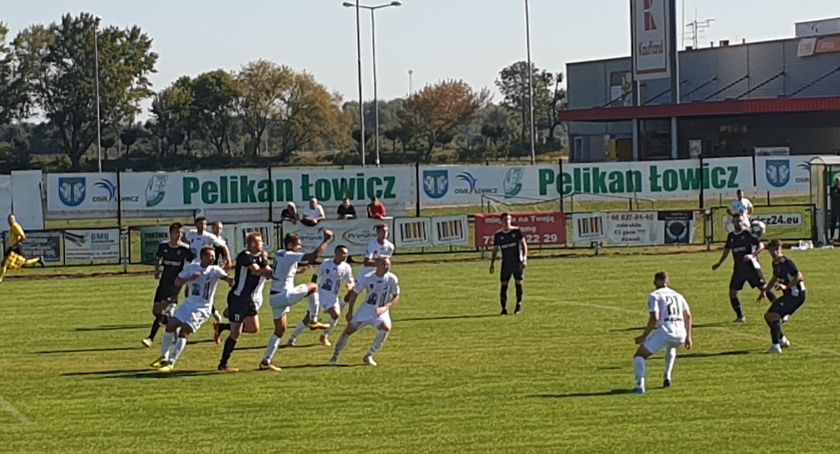 Podwójne zwycięstwo Pelikana w Łowiczu