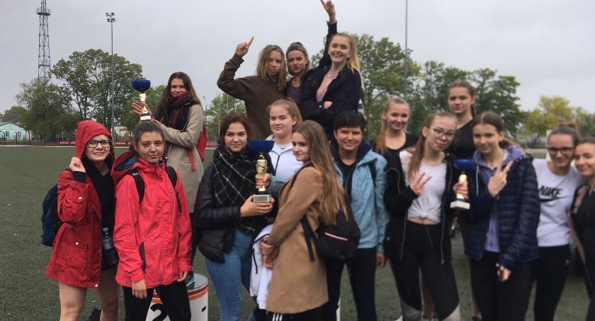 Powiatowa liga lekkoatletyczna uczniów szkół średnich